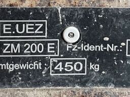 UEZ ZM 200 E