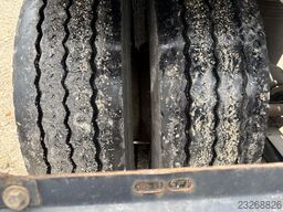 Krone BDF Lafette 235/75R17,5 Zwilling BPW