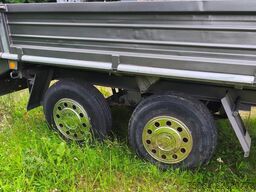 Barthau Anhänger LHS 5000 mit Auffahrrampen