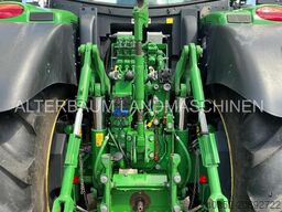 John Deere 6230R
