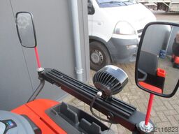 TOYOTA TSE300 Tracto