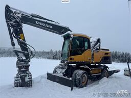 Volvo EW160D wheeled excavator with elevating cab and so