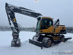 Volvo EW160D wheeled excavator with elevating cab and so
