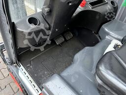 Linde E15-02