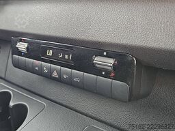 MERCEDES-BENZ SPRINTER 516 Bakwagen Laadklep!