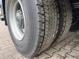 MERCEDES-BENZ AROCS 1843 4x2 Kipper Kran Palfinger PK12.501