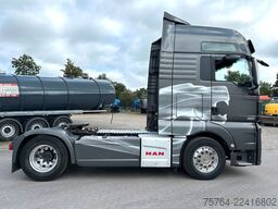 MAN TGX 18.520 mit 2-Kreis-Hydraulik / XXL-Haus