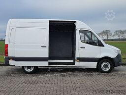 MERCEDES-BENZ SPRINTER 311 L2H2 Mbux RWD!