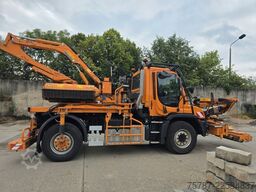 UNIMOG U427L mit Mulag MFK500 & MHU+Aebis Schmidt Strat