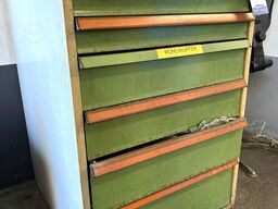 KIND Workshop drawer cabinet with contents