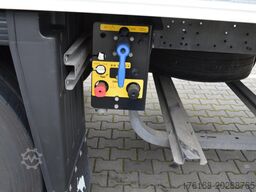 SCHMITZ CARGOBULL SKO FP 60 ThermoKing SLXi 300