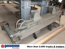 Versch. Abstützung für Kräne, mehrfach