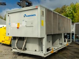 Used Aircooled chiller CLIMAVENETA FOCS N LN CA 2622 564kW/586kW  2015 yom