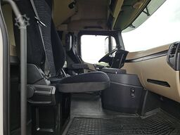 MERCEDES-BENZ ACTROS 1843