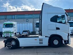 IVECO S-WAY 480 * RETARDER * VOLLVERKLEIDUNG *