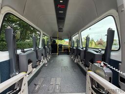 MERCEDES-BENZ Sprinter 313 BlueTEC 9 Sitze Rollstuhllift Klima