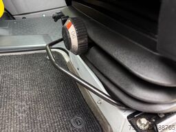 MERCEDES-BENZ Sprinter 313 BlueTEC 9 Sitze Rollstuhllift Klima
