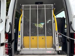 MERCEDES-BENZ Sprinter 313 BlueTEC 9 Sitze Rollstuhllift Klima