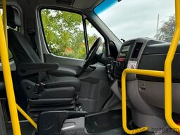 MERCEDES-BENZ Sprinter 313 BlueTEC 9 Sitze Rollstuhllift Klima
