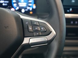 VW Transporter Kastenwagen mit L-Trennwand AHK