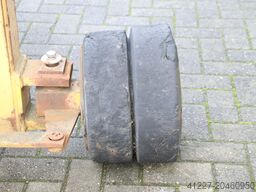 unbekannt Trägerabstand 5860 mm Höhe 850 bis 1255 mm