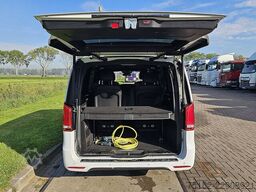 MERCEDES-BENZ EQV 300 L2 7-Persoons 365km WLTP Navi 360Camera...