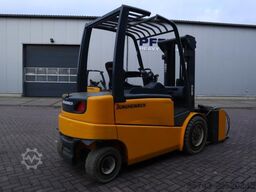 Jungheinrich EFG535 Electric, Lifting Height 4700mm, Freelift 1