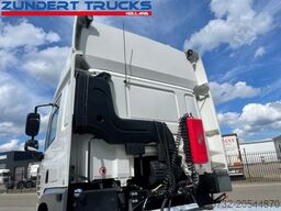 DAF CF 440 SPACECAB ADR