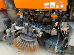 MERCEDES-BENZ Atego Kehrmaschine BUCHER CITYFANT 5000