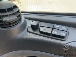 MERCEDES-BENZ Atego Kehrmaschine BUCHER CITYFANT 5000