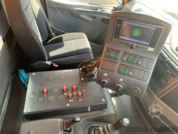 MERCEDES-BENZ Atego Kehrmaschine BUCHER CITYFANT 5000