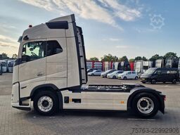 Volvo FH 16.700 Globetrotter 4x2 - NEW - Retarder - I...