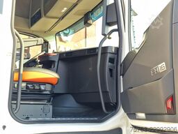 Volvo FH 16.700 Globetrotter 4x2 - NEW - Retarder - I...
