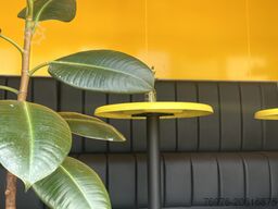 Other Container mit Sitzmöglichkeiten