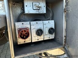 Feldbinder FOOD / 33.500L / 2-COMP / LIFTAXLE / PUMP / ALCOA