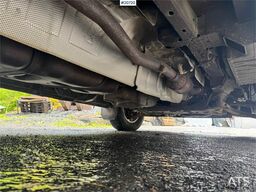 Ford Transit 4x4 w/ 2 sets of tires.