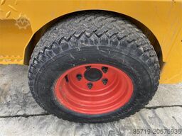 Knikmops KM100 (7123)