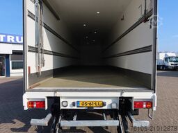 Heiwo TGM 15.290 Trekker + Heiwo city trailer geïsole...