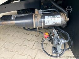 MERCEDES-BENZ Actros 2551 6x2 Koffer mit Laderampe