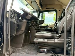 MERCEDES-BENZ Actros 2551 6x2 Koffer mit Laderampe