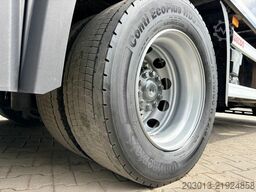 MERCEDES-BENZ Actros 2551 6x2 Koffer mit Laderampe