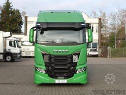 Iveco S-Way 510 Retarder Alufelgen Navi 2 x Kühlbox
