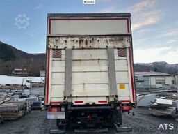 Volvo FH16 700 Tandem Box Truck with Lift and Onspot