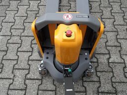 Jungheinrich AME 15 - BJ 2025 - 35 Stunden - neuwertig