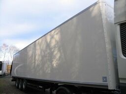 Trockenfracht Kofferauflieger Rolltor