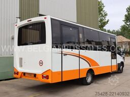 Iveco Mobi / 8.6m / Euro 6 / 33pl. / Automatic