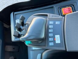 JUNGHEINRICH EFG 215 / Triplex: 4.25m! / SS / nur 2.865h!