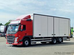 Volvo FM 370 Globetrotter 6x2*4 - Box with sidedoors ...