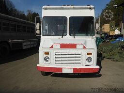 Chevrolet Grumman Van, Step Van