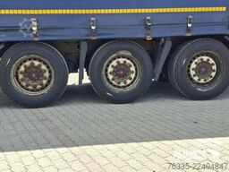 Kögel Curtainsider Mega